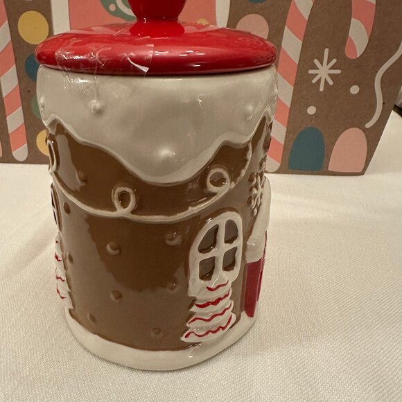 Peppermint & Pine Gingerbread Ceramic Canister House Red Door HTF matches mug - Picture 7 of 9